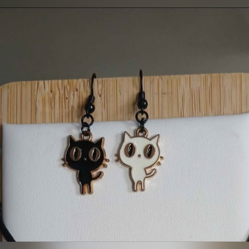 FREE With Purchase - Cat Earrings Kitty Cat Accessories Womens Girls Jewlery